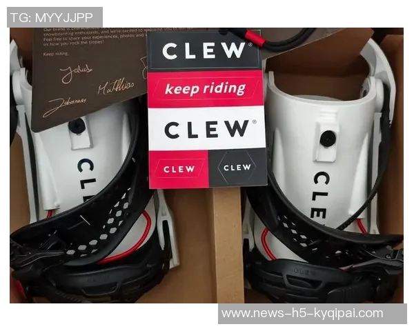 国米官方商店推出NitroTeam联名滑雪板售价49098欧元 国米官方商店推出NitroTeam联名滑雪板售价49098欧元