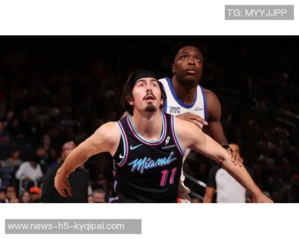 哈克斯替补出彩12投9中高效贡献19分5助攻2抢断助力球队胜利